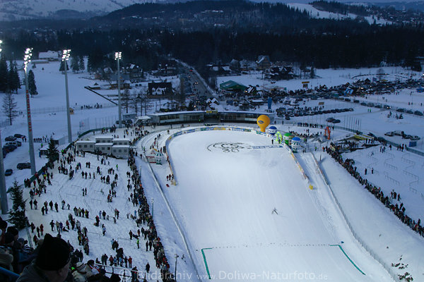 Groschanze Wielka Krokwia Blick auf Zakopane und Landebahn von oben Tribne der Sportanlage