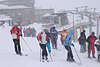40787_Skispass im Schneetreiben Skiurlauber Foto in Wetterkapriolen am Skilift Kasprowy Wierch Bergstation