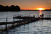 Masuren Sonnenuntergang-Romantik Wasserlandschaft Foto über Haarschen-See Paar auf Steg
