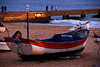 Fischerboot Strand Albufeira Abendstimmung Algarve-Foto in letzten Sonnenstrahlen