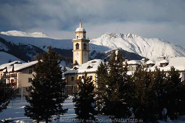 Celerina Berge Kirche in Winterlandschaft Bild Engadins verschneite Schlarigna