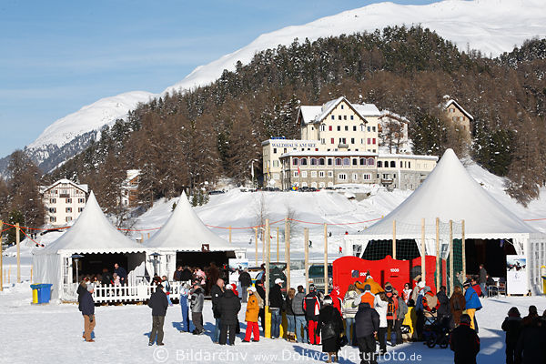 Sankt-Moritzer Hotel Waldhaus am Seeufer Waldrand Foto Alpenkurort Urlaub in Oberengadin