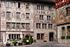 601650_  Fresken mit Geschichten an Rathausplatz Wänden von Stein am Rhein historischer Altstadt in Schweiz
