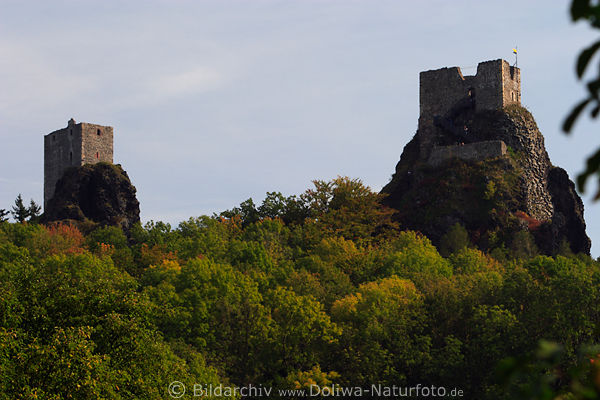 Burgruine Trosky Doppeltrme auf Felsen Panna & Baba in Cesky rj