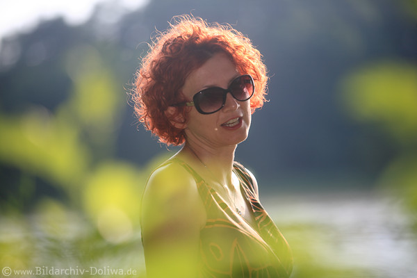 Girl rothaariges Mdchen Fotoportrait inmitten Natur weich Vordergrund