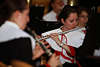 1102567_ Flötisten Konzertfoto junge Musikerin Flöte spielen im Kastelruther Orchester Porträt auf Bühne