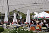601254_ Besucher beim Essen im Restaurant, schner Mainau Insel-Garten