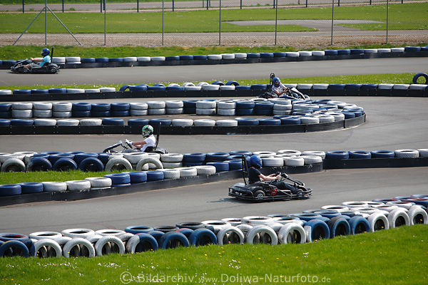 Karting Go-Kartrennen Foto auf Kartbahnen