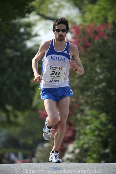Lampros Zaragkas Marathonfoto Grieche Sportbild im Lauf