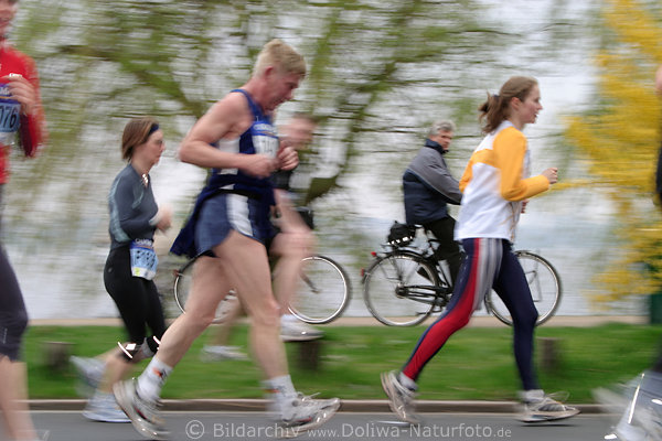 Marathon Frhling Lauf an Alster Dynamik Bewegung Fitnesslauf