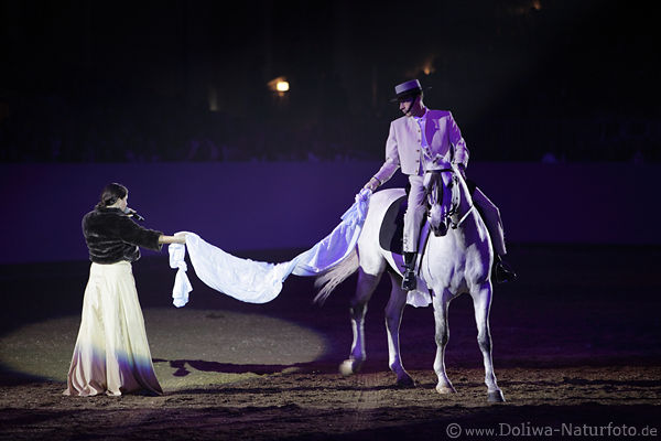 Saaleknig-Reiter GalaShow Sngerin Sol Quesada