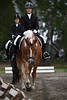 000846_ Junge Mdchen Dressur-Reiterinnen Foto zu Pferd auf Bispinger Parcours bei Heidebltenturnier Reitprfung