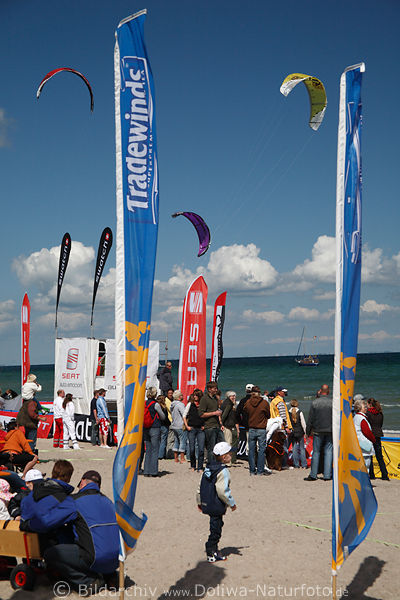 Kitesurf-Trophy 2008 Event am Meer Strand Bild aus Dahme an Ostsee