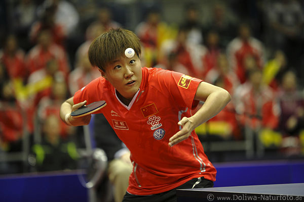 Guo Yan China Tischtennis Spielerin Aktion-Portrait