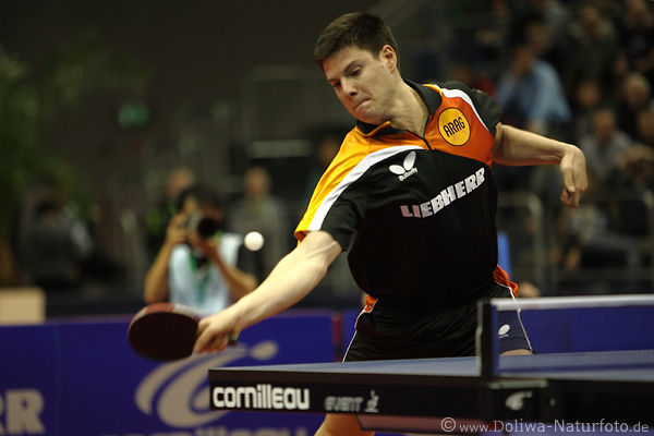 Ovtcharov Dimitrij Tischtennis Vorhand Aktionbild