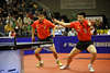 World-Cup Finalspiel Aktionfoto China-Doppel Ma Long+Wang Hao unschlagbare Tischtennis-Gewinner