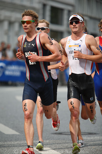 Triathlon WM-Laufportrt: Eksteen + Van Berkel Laufspitze in Hamburg Strasse