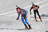 Biathleten spannendes Sportbild von weissen Schiloipe, Biathlonstrecke in Tyrol