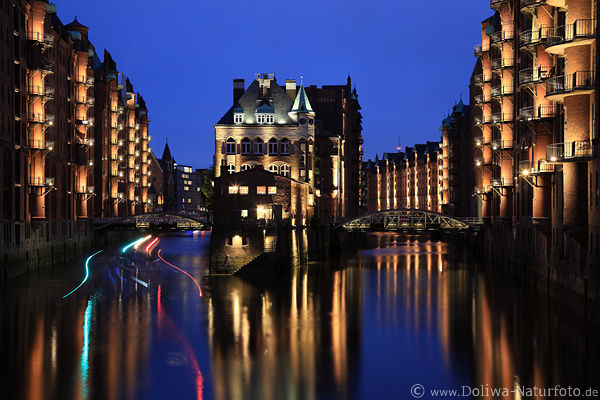 Speicherstadt Hamburg Wasserschloss Nachtlichter 