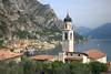 Gardasee Limone Kirchturm Berge Wasserufer