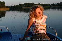 Frau Entspannung am See