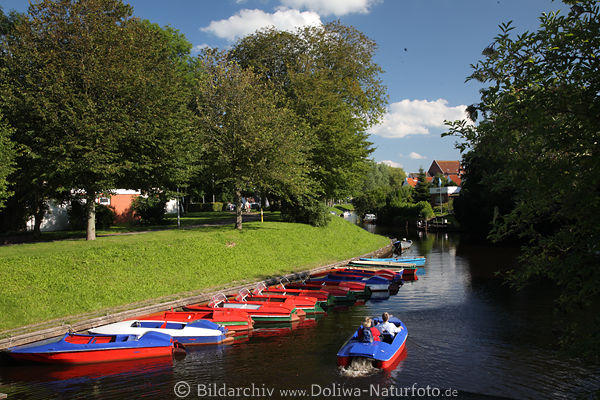 Gracht Oster-Sielzug, Friedrichstadt Landschaft, Wasserweg Boote
