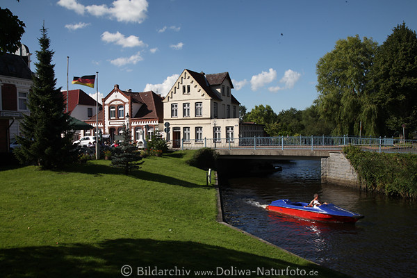 Friedrichstadt Eilandbrcke Wasserboot Kanal-Grachtfahrt
