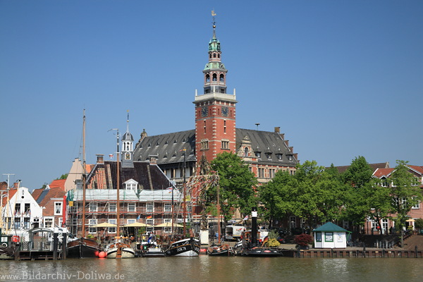Leer Panorama an Leda Altstadt Rathausturm Museumschiffe, Wasser Flusslandschaft