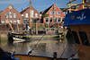 Neuharlingersiel Schiffskutter HF510 in Hafen Foto am Wasserufer Nordseekste Port
