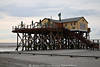 Nordseekste Strandbar auf Pfahlen St. Peter Ording Meerufer Sandbank Landschaft Bild