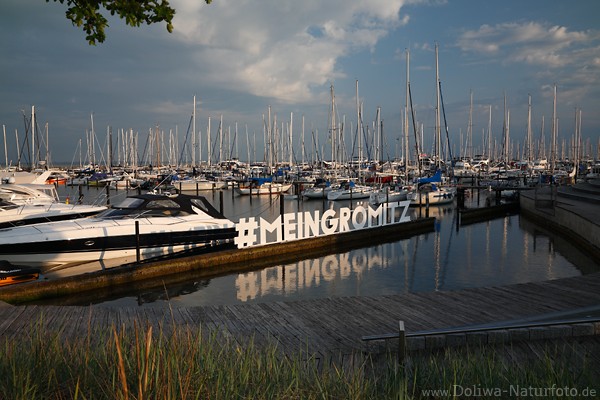 Ostsee Jachthafen Grmitz Lichtstimmung Foto 230577 Segelboote Maste Panoramabild