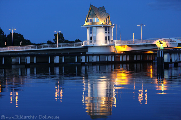 Schleibrücke-Nachtfoto Spiegelung in Fjordwasser Kappeln Stimmung Romantik Reisebild