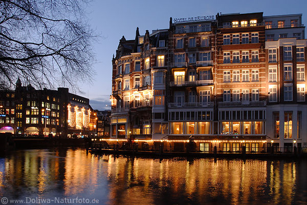 Amsterdam Nachtlichter Hotel de L`Europe Spiegelung im Amstelwasser