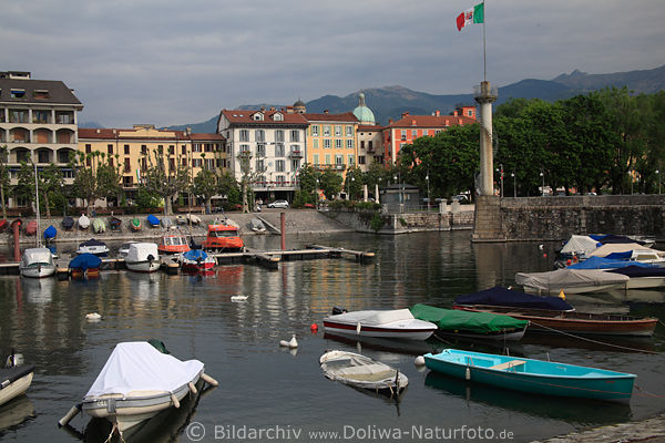 Verbania Hafen Hotels am Wasser Maggiore-See Boote in Verbano