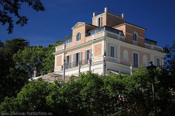 Rom Villa Medici prachtvolle Residenz Glanz in grnen Bumen