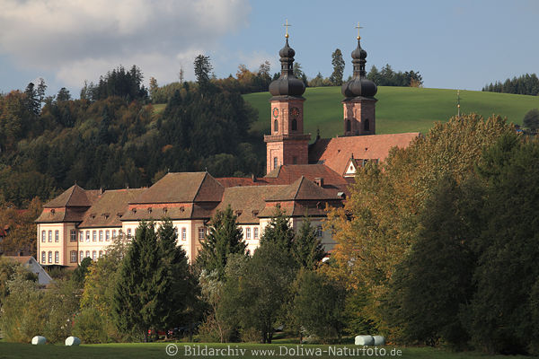 Kloster St. Peter in Bumen Lichtstimmung am Berg Schwarzwald Landschaft