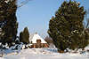 512502_Schafstall Winterfoto in Wacholder Schneelandschaft Winterzauber Naturbild
